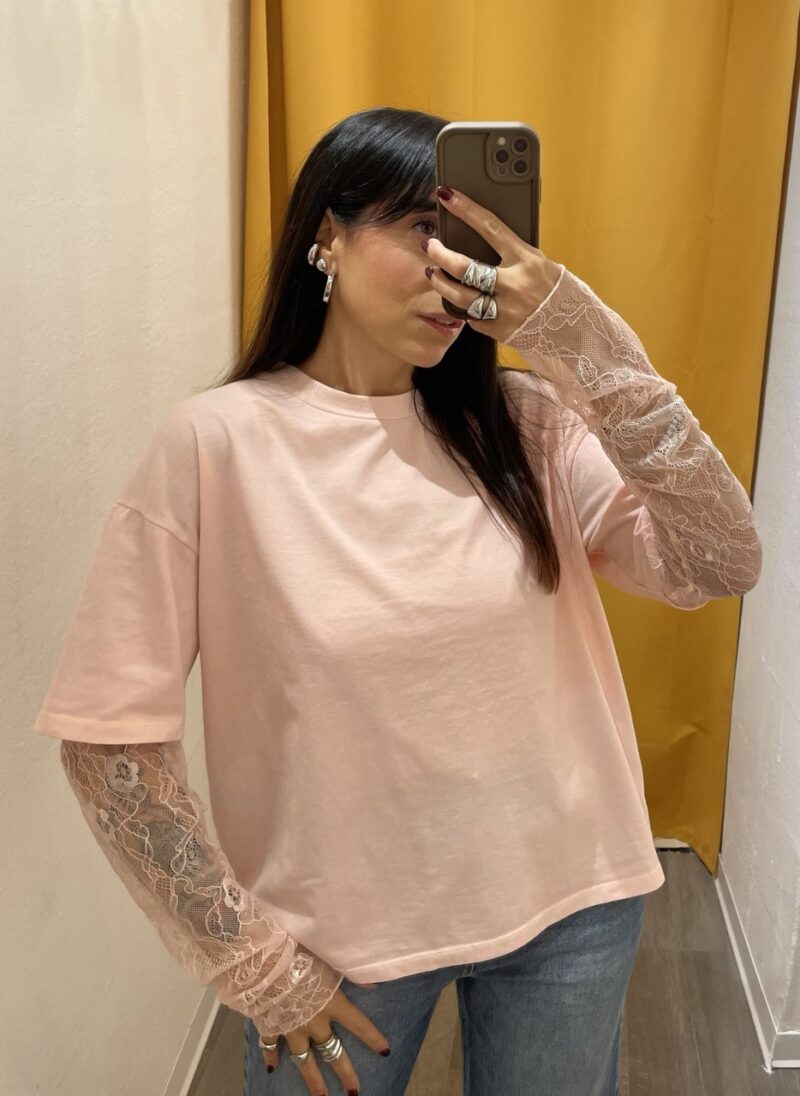 T-shirt maniche in pizzo rosa Susy mix - immagine 4