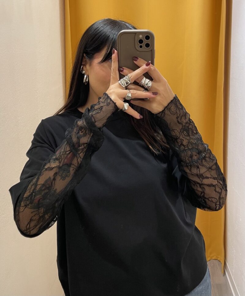 T-shirt maniche in pizzo nera Susy mix