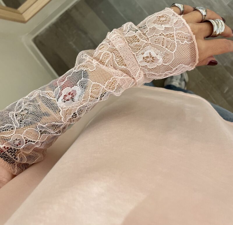 T-shirt maniche in pizzo rosa Susy mix - immagine 3