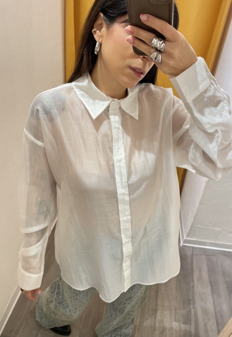 Camicia in organza trasparente bianca - immagine 2