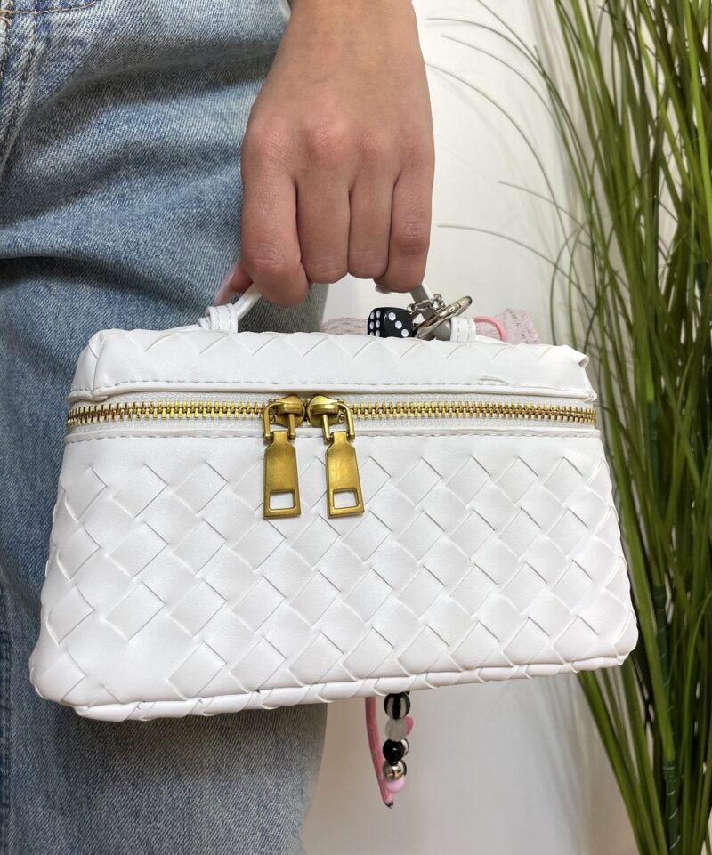 Borsa mini vanity intrecciata bianca - immagine 2