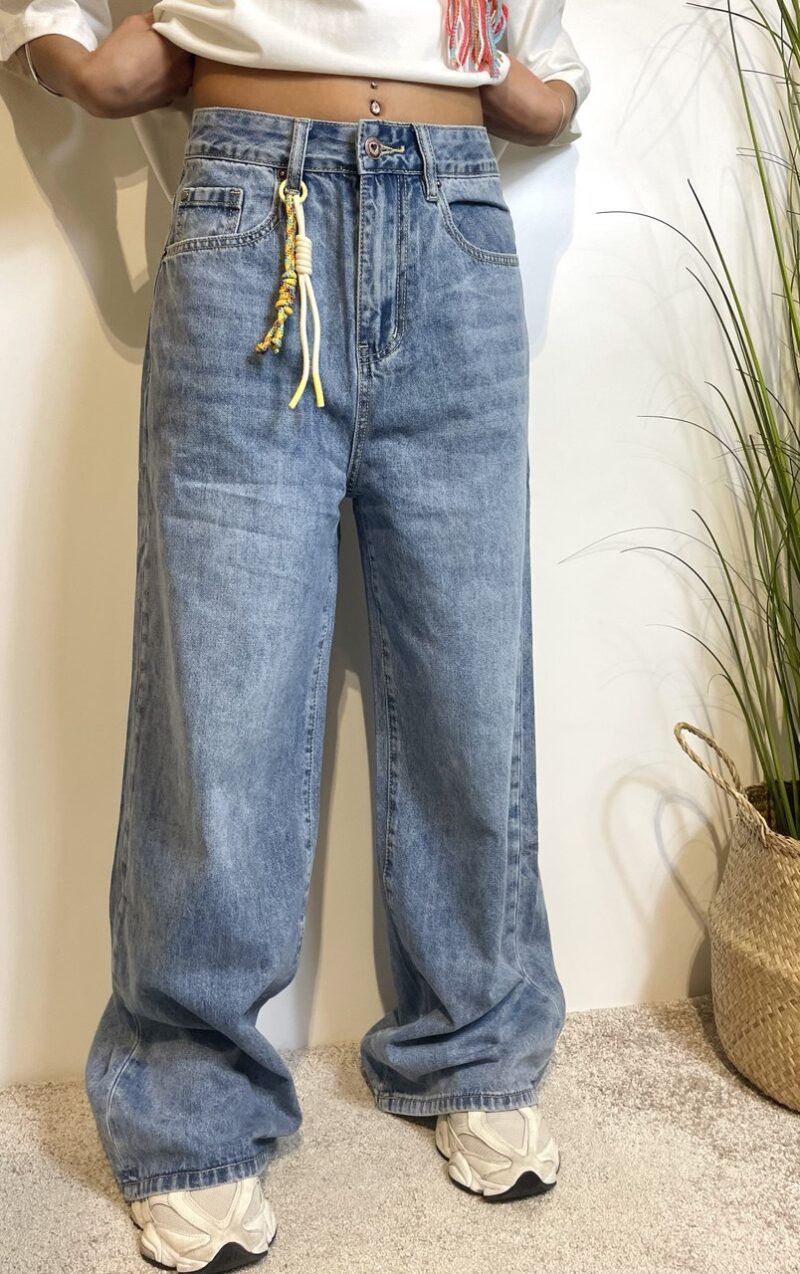 Denim palazzo con porachiavi