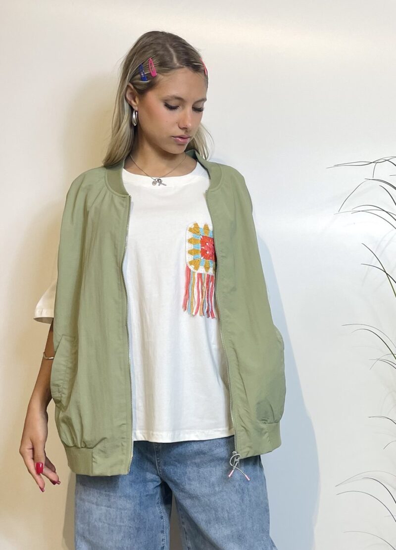 Bomber smanicato