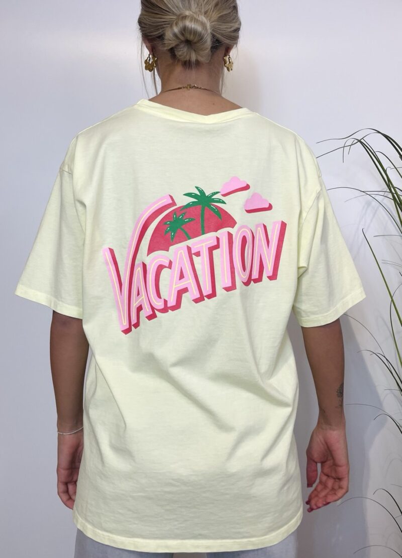 T-shirt stampa Vacation gialla - immagine 3