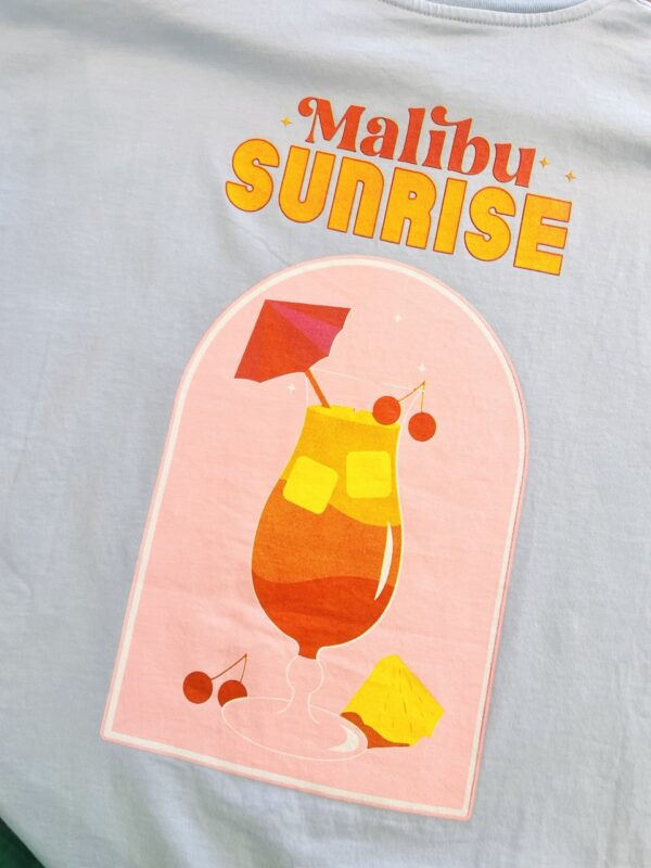 T-shirt stampa Malibù celeste